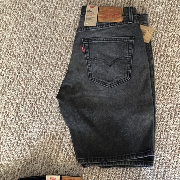 LEVIS 314 shaping straight mid rise.W32. L34. 3 pairs. 1 pair 511 slim - Picture 2 of 6